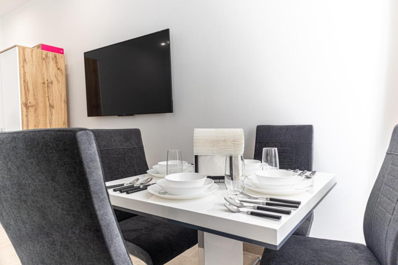 9 Min From City Center - Beautiful Studio Near U1 Reumannplatz Viena Exterior foto
